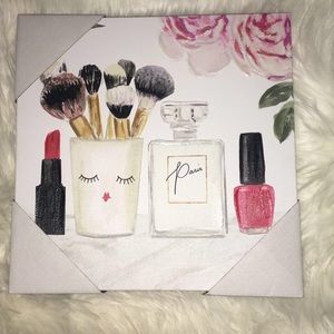 Chic Makeup Frame 💄
